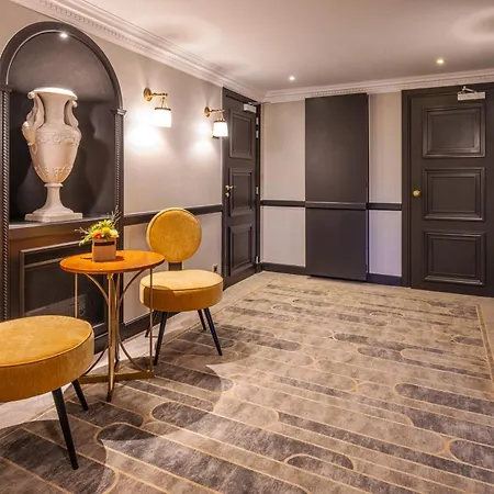 Barsey By Warwick 4* Brussels